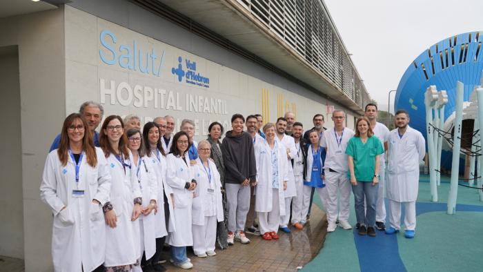 Equip de Vall d'Hebron que ha fet el primer trasplantament cardio-hepàtic pediàtric de l'Estat