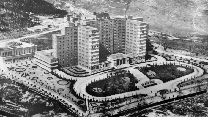 L'Hospital Vall d'Hebron des de l'aire l'any 1955
