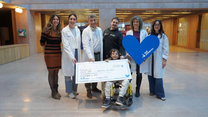 Entrega xec fundació Gen Rebelde