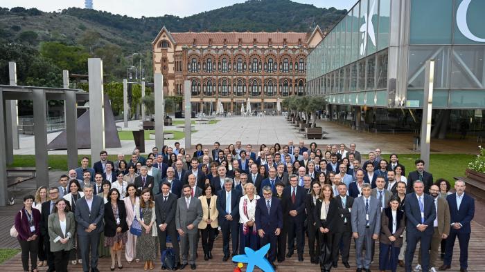 Foto de família dels projectes seleccionats per la Fundació "la Caixa"