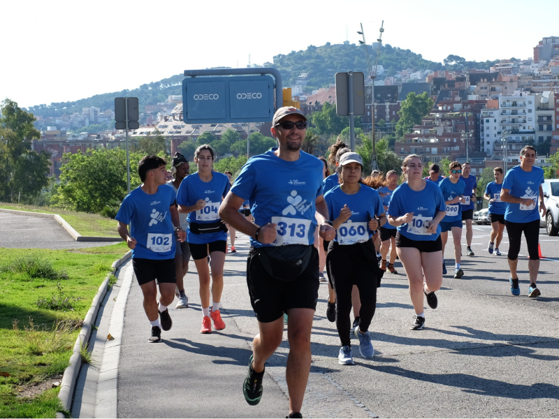 Participants durant la primera edició de la Cursa Vall d'Hebron