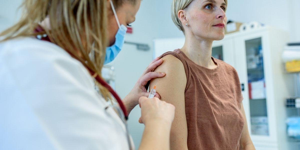 Pacient vacunant-se de la diftèria